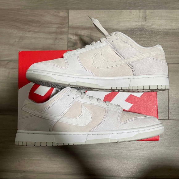 Nike Vast Grey Dunks - Picture 2 of 7